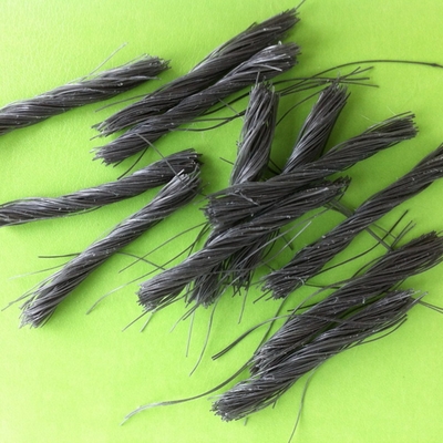 Białe włókna 51/54mm PP Makro Fiber Twist Bunchy włókna do zbrojenia betonu