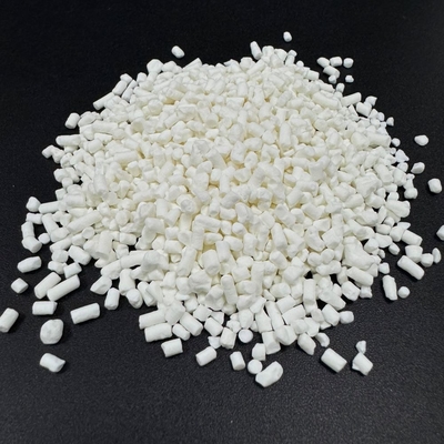 Niska cena biały inhibitor korozji tolyltriazolu/TTA dla metali dla produktów antymonopolowych z oleju (tłuszczu),