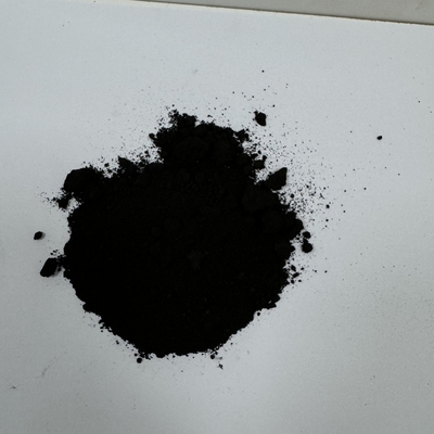 Pigment czarny tlenku żelaza o wysokiej wytrzymałości barwienia do farb budowlanych przemysłowych