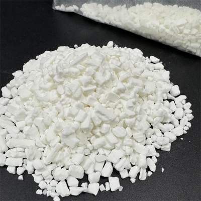 Benzotriazol Enzotriazol (BTA) Białe kryształy w kształcie igły Antifreezing Liquid Rust Preventer Antioxidant Additive