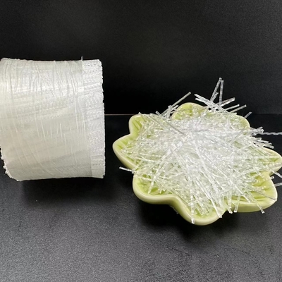 Dodatek inżynieryjny do budowy budynków budowlanych PP Makro Fiber Wave Form 24-60mm Do wzmocnienia cementu i antykarkowania